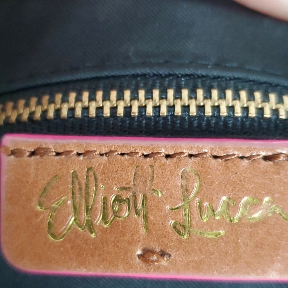 Crossbody bag - Picture 15 of 17